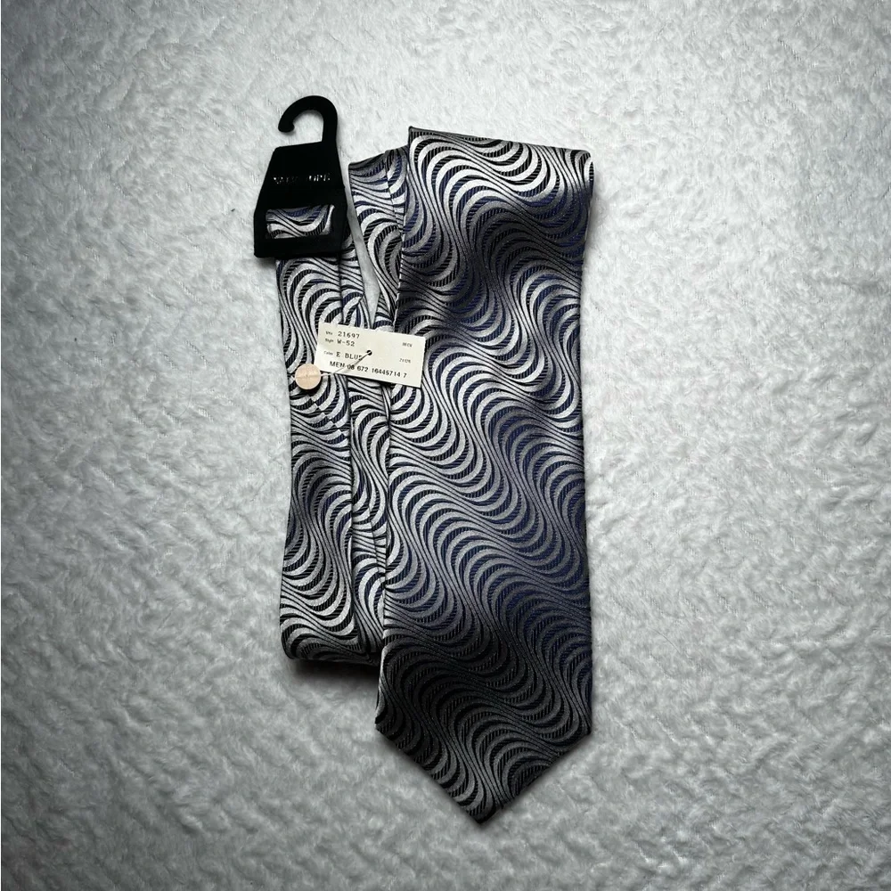 Salvatore Pellegrino Black White and Blue Silk Swirl Tie NWT Vintage 80’s - 90’s